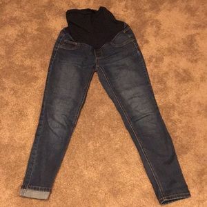 Maternity skinny jeans